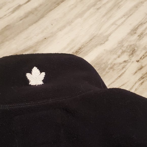 Roots quarter zip sweater - Picture 10 of 11